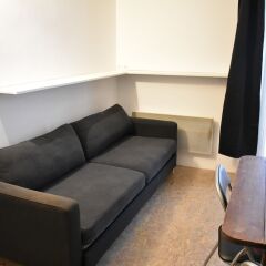 Отель Pied-à-terre Near Ménilmontant & Père Lachaise Париж комната для гостей фото 3