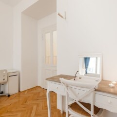 Апартаменты Central Apartment With Netflix Subscription 2 Bedroom Apts Прага удобства в номере
