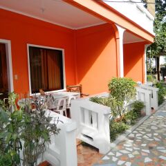 Отель M and E Guesthouse Филиппины, остров Боракай - отзывы, цены и фото номеров - забронировать отель M and E Guesthouse онлайн балкон