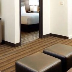 Hyatt House Pittsburgh/Bloomfield/Shadyside in Pittsburgh, United States of America from 277$, photos, reviews - zenhotels.com guestroom