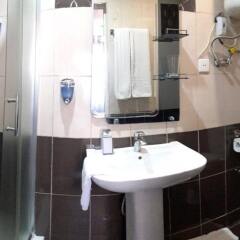 Отель Boulevard Guest House Азербайджан, Баку - 3 отзыва об отеле, цены и фото номеров - забронировать отель Boulevard Guest House онлайн ванная