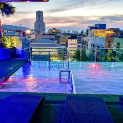 Sira Grande Hotel & Spa бассейн фото 2