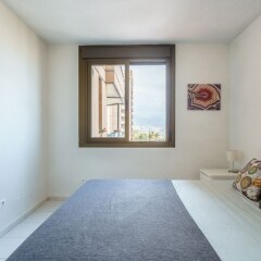 Апартаменты MalagaSuite Fuengirola Beach Apartment Фуэнхирола комната для гостей фото 3