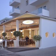 Отель Sunrise Gardens Aparthotel Кипр, Протарас - отзывы, цены и фото номеров - забронировать отель Sunrise Gardens Aparthotel онлайн питание фото 2