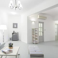 Отель Ambassador Santorini Luxury Villas & Suites фото 6