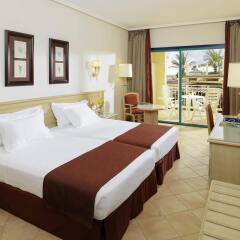 Отель H10 Sentido Playa Esmeralda - Adults Only комната для гостей фото 5