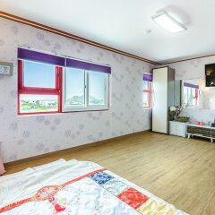Che-Hui Western Hotel in Jeju, South Korea from 53$, photos, reviews - zenhotels.com guestroom photo 2
