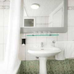 Отель Eurovillage Achilleas Hotel Греция, Мастичари - отзывы, цены и фото номеров - забронировать отель Eurovillage Achilleas Hotel онлайн ванная фото 2