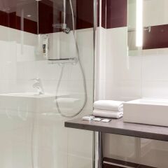 Отель Mercure Paris La Villette ванная