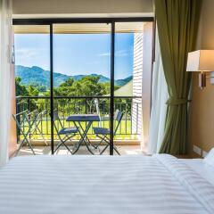Hotel on Hilltop фото 2