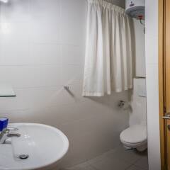 Отель Consiglia Apartments - Sliema Мальта, Слима - отзывы, цены и фото номеров - забронировать отель Consiglia Apartments - Sliema онлайн ванная фото 2