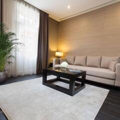 Отель Dominic & Smart Luxury Suites Republic Square Сербия, Белград - отзывы, цены и фото номеров - забронировать отель Dominic & Smart Luxury Suites Republic Square онлайн комната для гостей