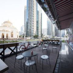 Отель Barcelo Residences Dubai Marina