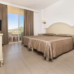 Hotel Garbi Cala Millor комната для гостей фото 5