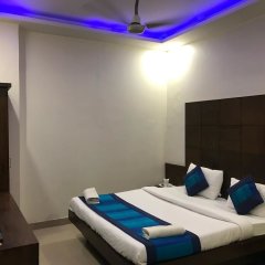 Отель Saina International Индия, Нью-Дели - отзывы, цены и фото номеров - забронировать отель Saina International онлайн комната для гостей фото 3