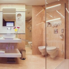 Отель Holiday Inn Bratislava ванная фото 2