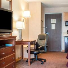 Clarion Hotel Buffalo Airport удобства в номере фото 2