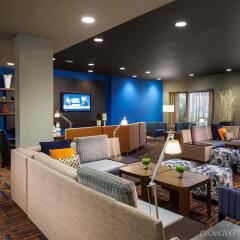 Отель Courtyard by Marriott Aventura Mall