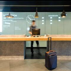 Отель Ibis Off Grand Place Брюссель интерьер отеля