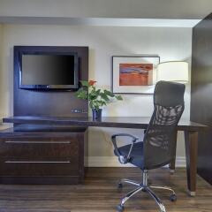 Отель Town Inn Suites Toronto Канада, Торонто - отзывы, цены и фото номеров - забронировать отель Town Inn Suites Toronto онлайн удобства в номере