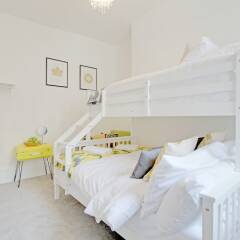 Апартаменты Beside the Seaside Apartment детские мероприятия