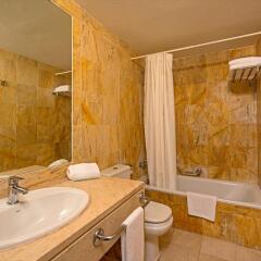 Отель Iberostar Ciudad Blanca Alcudia ванная фото 2
