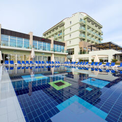 Sealife Buket Resort & Beach Hotel – All Inclusive Турция, Окурджалар - 1 отзыв об отеле, цены и фото номеров - забронировать отель Sealife Buket Resort & Beach Hotel – All Inclusive онлайн бассейн