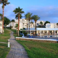TRH Tirant Playa Beach Hotel гостиничный бар