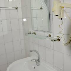 Kleopatra Arsi Hotel Турция, Аланья - 4 отзыва об отеле, цены и фото номеров - забронировать отель Kleopatra Arsi Hotel онлайн ванная