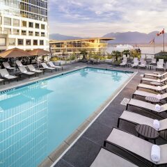 Отель The Fairmont Waterfront Канада, Ванкувер - отзывы, цены и фото номеров - забронировать отель The Fairmont Waterfront онлайн бассейн фото 3