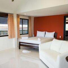 Отель Baan Natacha Beachfront Guesthouse комната для гостей фото 3