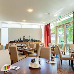 Отель Park Inn by Radisson Munich Frankfurter Ring Германия, Мюнхен - 3 отзыва об отеле, цены и фото номеров - забронировать отель Park Inn by Radisson Munich Frankfurter Ring онлайн питание