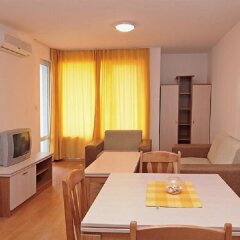 Отель Yassen Apartments Болгария, Солнечный берег - отзывы, цены и фото номеров - забронировать отель Yassen Apartments онлайн комната для гостей