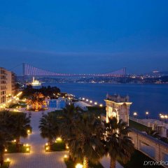Ciragan Palace Kempinski Турция, Стамбул - 2 отзыва об отеле, цены и фото номеров - забронировать отель Ciragan Palace Kempinski онлайн балкон