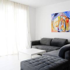 Отель Bougainville Bay Serviced Apartments Албания, Саранда - отзывы, цены и фото номеров - забронировать отель Bougainville Bay Serviced Apartments онлайн комната для гостей фото 4