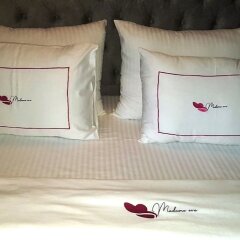 Отель Kupeli Palace Стамбул сейф в номере