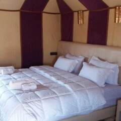 Отель Dunes Luxury Camp Erg Chebbi Марокко, Мерзуга - отзывы, цены и фото номеров - забронировать отель Dunes Luxury Camp Erg Chebbi онлайн комната для гостей фото 3