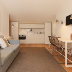 Отель Combro Suites by Homing комната для гостей фото 5