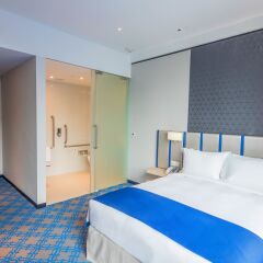 Отель Holiday Inn Express Katong комната для гостей фото 2