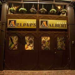 Отель Albert House Hotel Армения, Ереван - 1 отзыв об отеле, цены и фото номеров - забронировать отель Albert House Hotel онлайн гостиничный бар