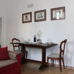 Отель Art Apartment Santa Maria Novella Италия, Флоренция - отзывы, цены и фото номеров - забронировать отель Art Apartment Santa Maria Novella онлайн комната для гостей фото 4