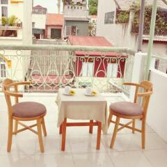 Отель Little Hanoi Hostel Вьетнам, Ханой - отзывы, цены и фото номеров - забронировать отель Little Hanoi Hostel онлайн балкон