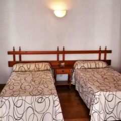 Отель Apartaments AR Costa Brava Испания, Льорет-де-Мар - отзывы, цены и фото номеров - забронировать отель Apartaments AR Costa Brava онлайн комната для гостей фото 5