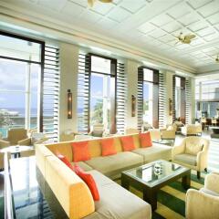 Отель Sheraton Laguna Resort Тамунинг гостиничный бар