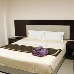 Отель Chaplin Inn Паттайя комната для гостей фото 5