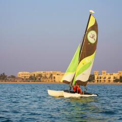 Отель Hilton Al Hamra Beach & Golf Resort фото 4