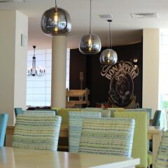 Отель Aparthotel Marina Holiday Club & SPA - All Inclusive Болгария, Поморие - отзывы, цены и фото номеров - забронировать отель Aparthotel Marina Holiday Club & SPA - All Inclusive онлайн интерьер отеля