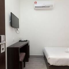 Отель ZEN Rooms Chinatown KL Малайзия, Куала-Лумпур - отзывы, цены и фото номеров - забронировать отель ZEN Rooms Chinatown KL онлайн сейф в номере