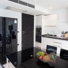 Отель Sunset Plaza Phuket A5 в номере