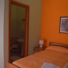Отель Punto Casa Scalea Италия, Скалея - отзывы, цены и фото номеров - забронировать отель Punto Casa Scalea онлайн комната для гостей